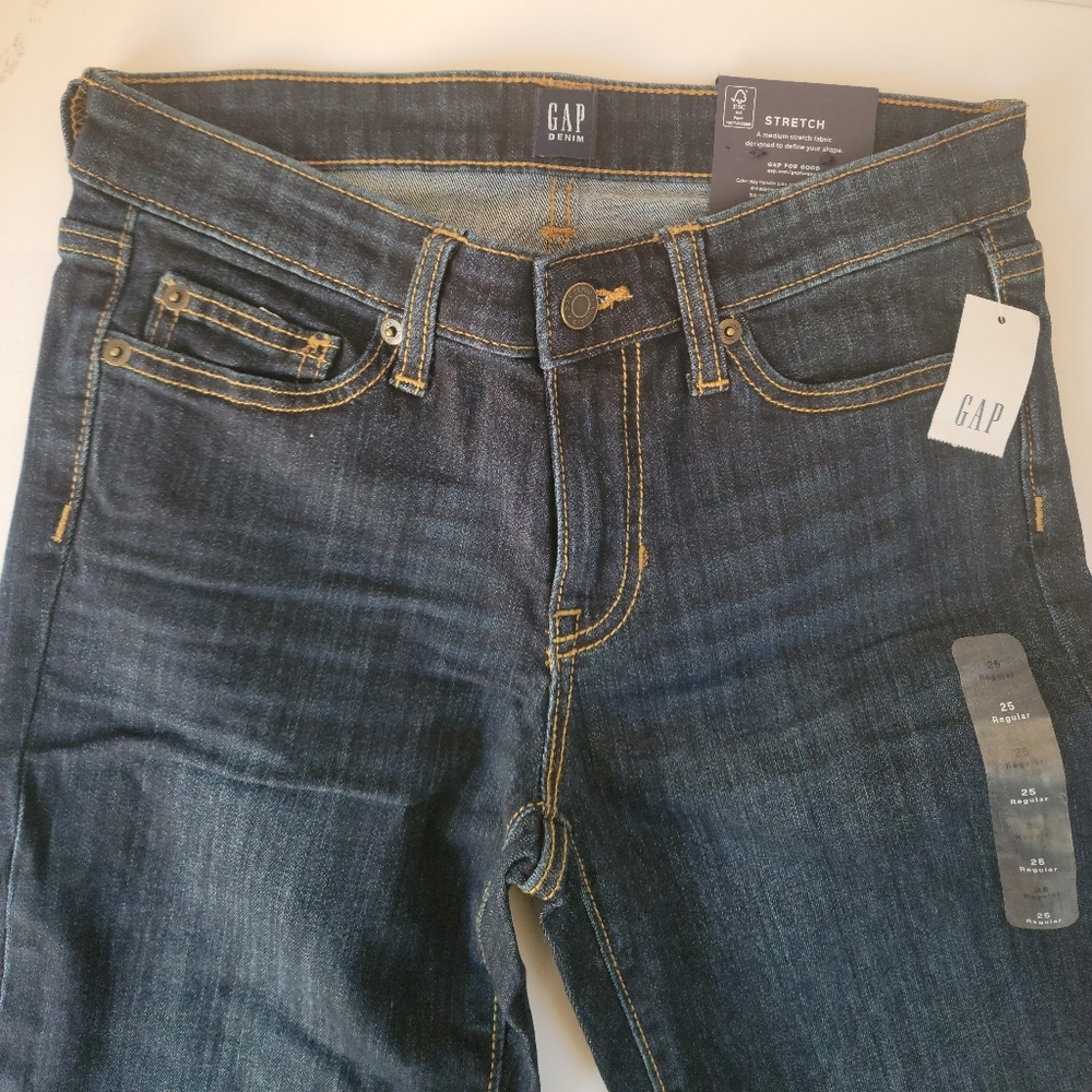 NWT GAP LEGGINS SKIMMER SIZE 25